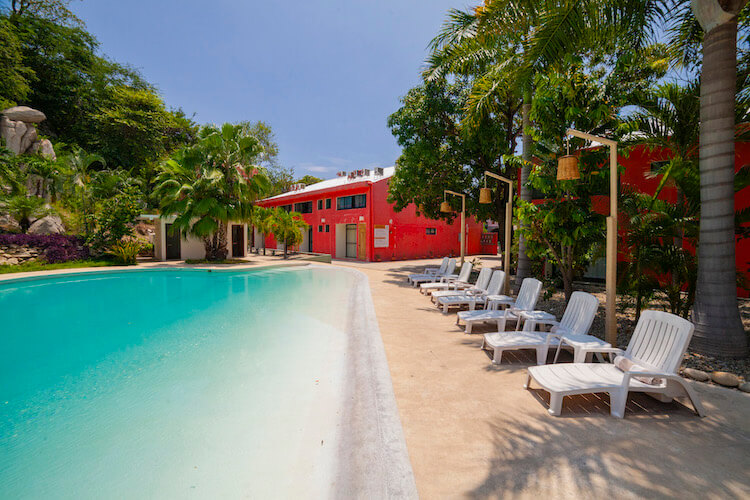 Cocos Pool Bar — foto 2 de 5