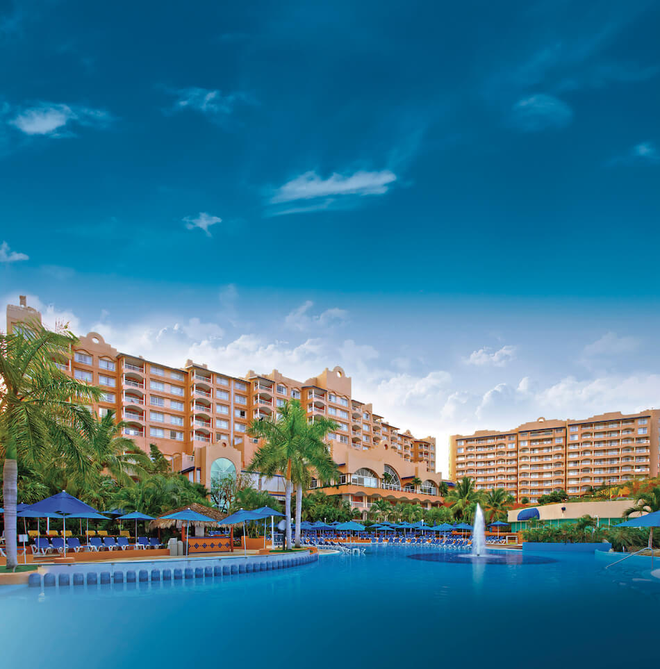 Azul Ixtapa — foto 1 de 5