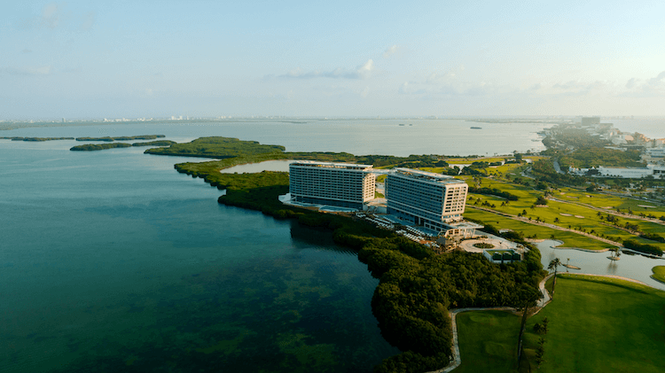 Hyatt Vivid Grand Island — foto 1 de 5