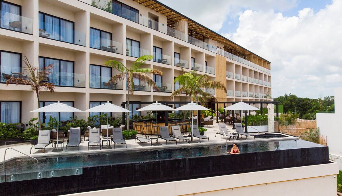 Hive Cancún — foto 1