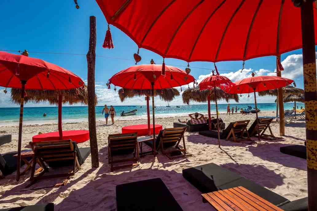Serenity Beach Club — photo 4